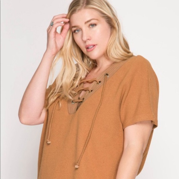 V-NECK BAND AND LACE-UP FRONT TOP - Picture 3 of 3